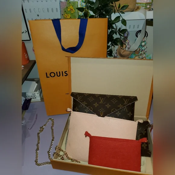 Louis Vuitton Kirigami Monogram - Picture 9 of 10